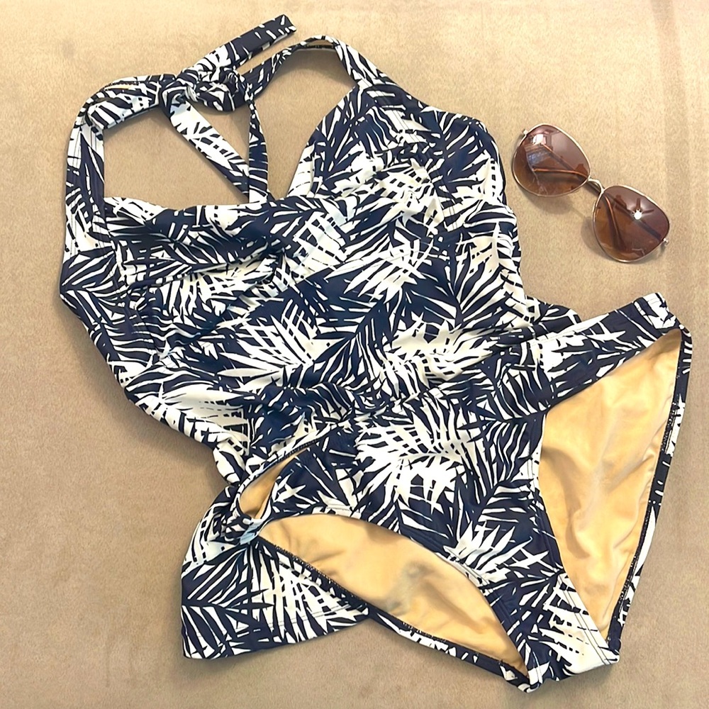 Gap Palm Prink Tankini